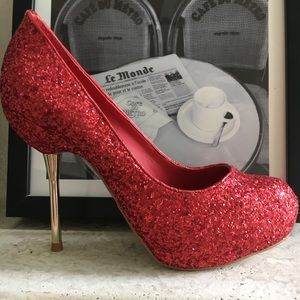 👠BEST PRICE no offer.Top Heels Co Sofia Red Pumps
